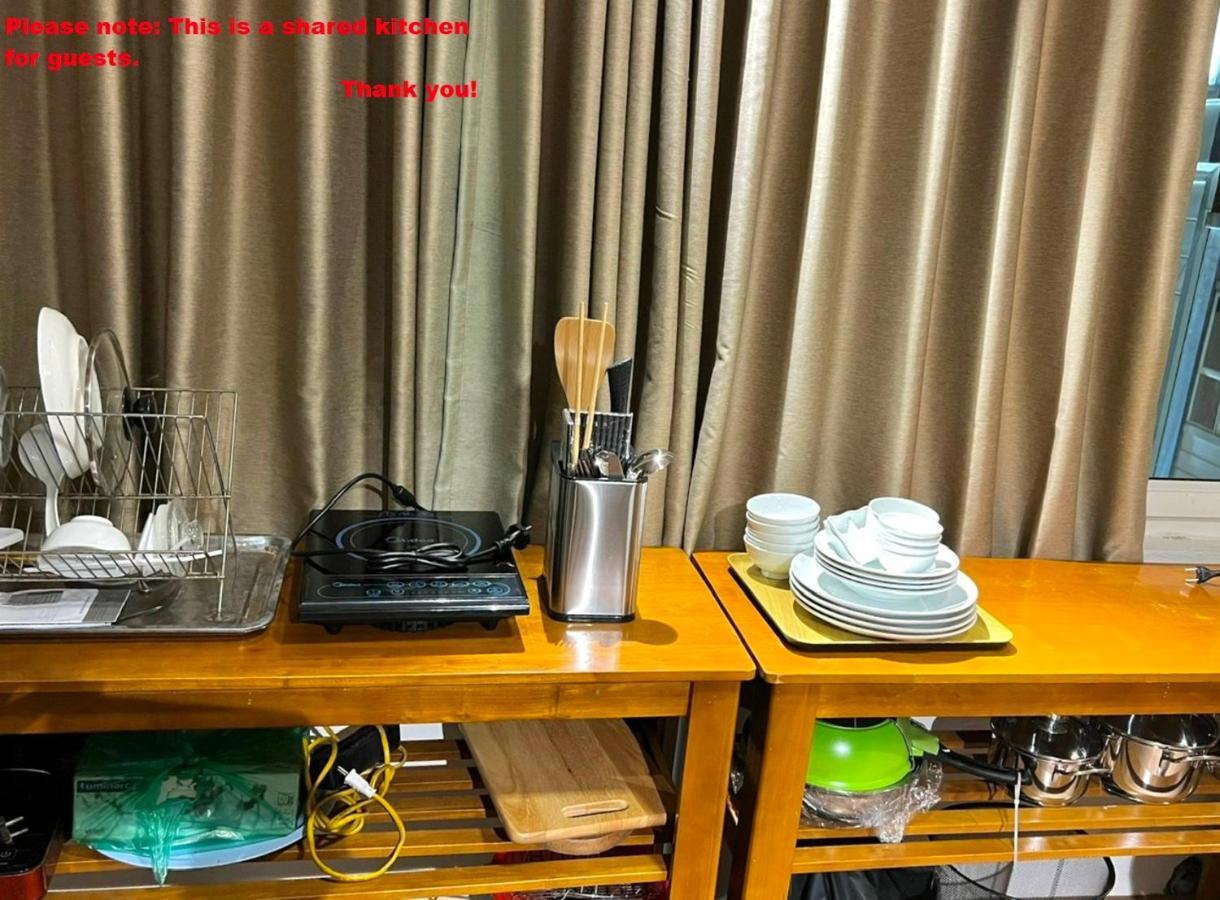Nice Room Located Right Next To The Old Quarter Can Phong Nhieu Anh Sang Tai Ngay Gan Pho Di Bo Ho Guom Ханой Экстерьер фото